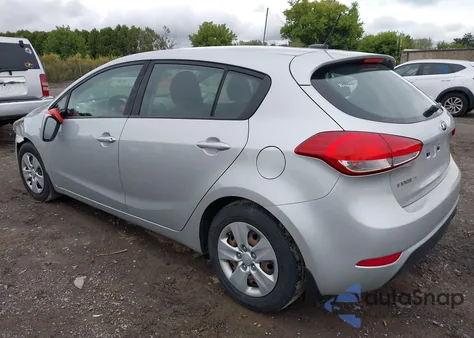 2017 Kia Forte Lx z USA, uszkodzony, nr VIN KNAFK5A88H5693479